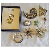 Lot of Brooches Some Vintage