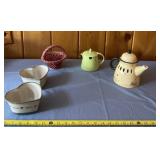 Forlife and bird pitchers, heart bowls and