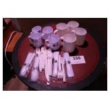 Plastic Cups 4sm. 4lg. heeavy duty stailess ware