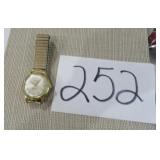 GRUEN PRECISIONN 25 JEWEL AUTO WIND