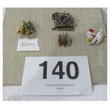 DISNEY/UNMARKED CHRISTMAS BROOCHES