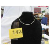 14KT PEARL & GOLD BALL NECKLACE