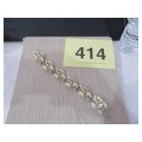 VTG BSK SIGNED LEAF RHINESTONE BRACELET