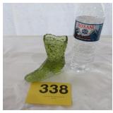 FENTON GLASS BOOT DAISY/BUTTON PATTERN