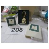 NEW BARLOW SIGN4ED KEY CHAIN