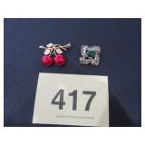 VTG UNMARKED BROOCHES