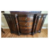 Bernhardt Furniture Co. Buffet 70 x 41 x 2