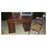 4 ft x 30 inches x 2ft nice mcm office desk w