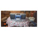 Aiwa stereo with CD and cassette