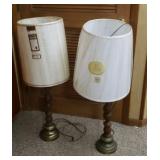 2 table lamps