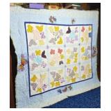 Machine quilted circled butterfly quilt 90"X77"