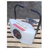 Swisher 12 volt dry spreader