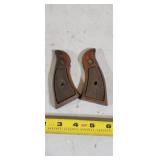Smith & Wesson Wooden Grips