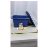 Tote w/ lid of Golf Balls & Tees