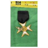 Maltese Cross Masonic Knights Templar ribbon pin