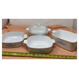 Corning Ware casserole dishes with one lid