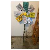Flower License plate decor