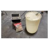 Seeder , weed and feed, plastic barrel