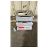 Sterlite storage 3 drawers, table lamp