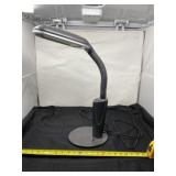 Desk/table lamp