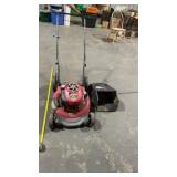 Craftsman 6.75 , 190 cc self propelled lawnmower