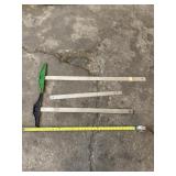 T squares and Printerï¿½s comparative scale ruler