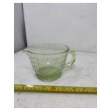 Uranium measuring  cup