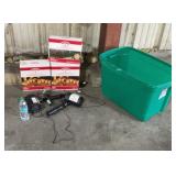 Outdoor Christmas light new in box w tote