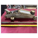 Floor Jack with handle.