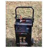 Schumacher se-4020 200 Amp Battery charger