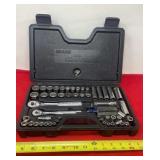 Craftsman socket set with box