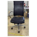 Pro Line Business Furniture desk chair on wheels.