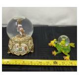 Kings Island 2007 and frog water globes.