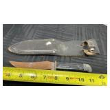Pakistan knife with leather case hunting knife