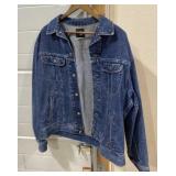 Lee denim jacket size Large