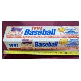 Topps 1991 baseball complete set of 792 cards.