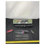 Set of throwing knives, Camperï¿½s Companion knife,