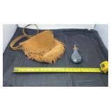 ANTIQUE BRASS POWDER FLASK*MUZZLE LOADING*w