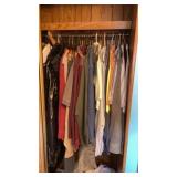 Menï¿½s clothes, mostly medium dress shirts, work