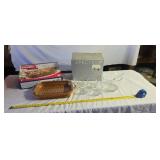 Pyrex casserole dish,spectrum salad set