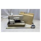 Singer Model 237 Fashion Mate sewing machine