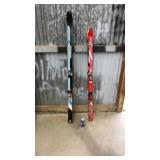 Rossignol alpine skis.