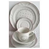Victoriana Japan 1988 CHD dinnerware set.