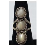 Mother Of Pearl & Sterling Ring  Size 5.5, 5.06g