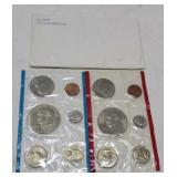 U S Mint 1975 Uncirculated Coin set