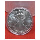 2002 UNC  Silver Eagle 1oz. Fine Silver Bullion