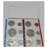 U S Mint 1975 Uncirculated Coin set