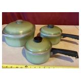 Club pans with lids.