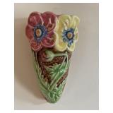 Wall pocket floral