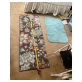 Floral 5 foot rug and turquoise rug
